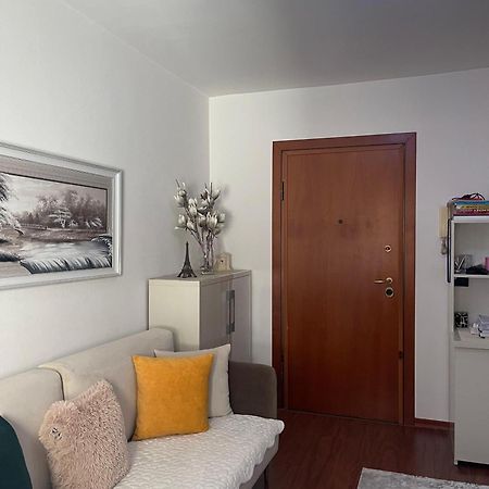 Sky Center Apartment Тирана Екстериор снимка