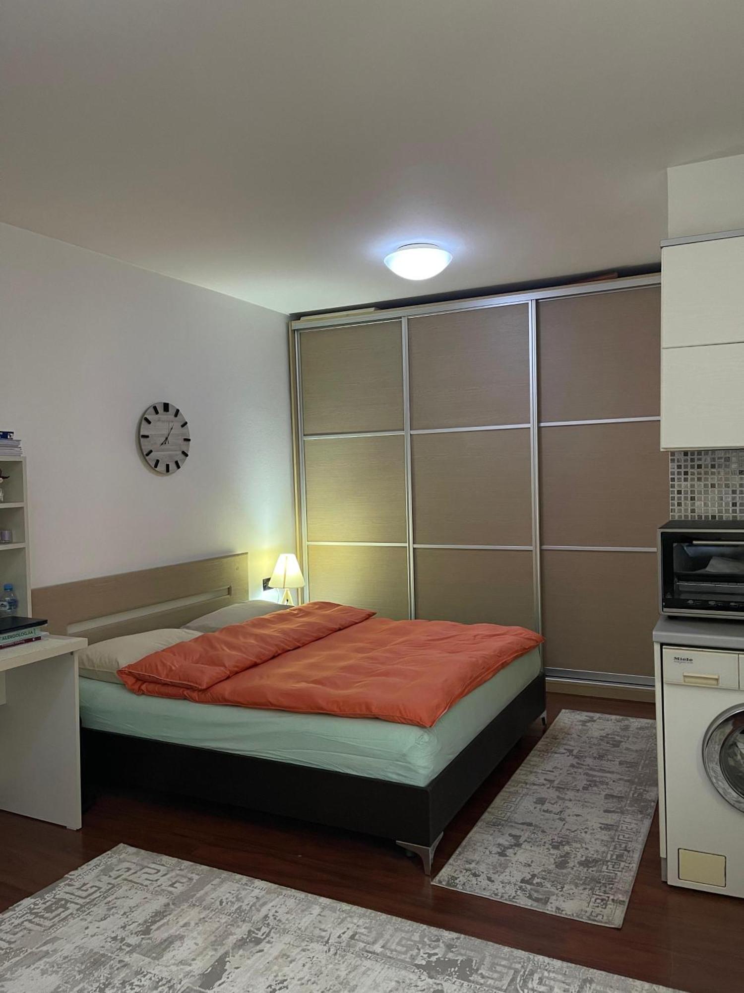 Sky Center Apartment Тирана Екстериор снимка