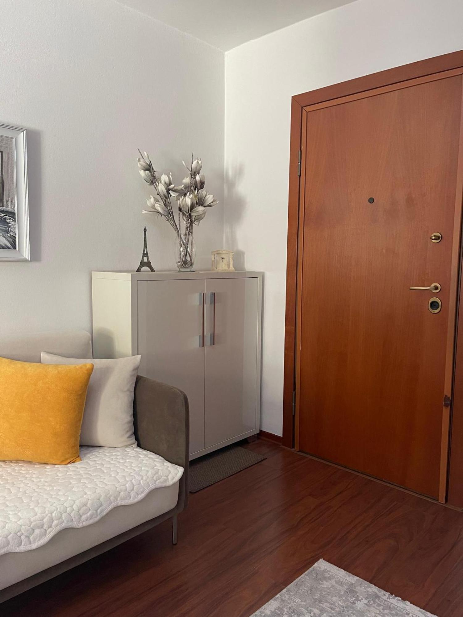 Sky Center Apartment Тирана Екстериор снимка