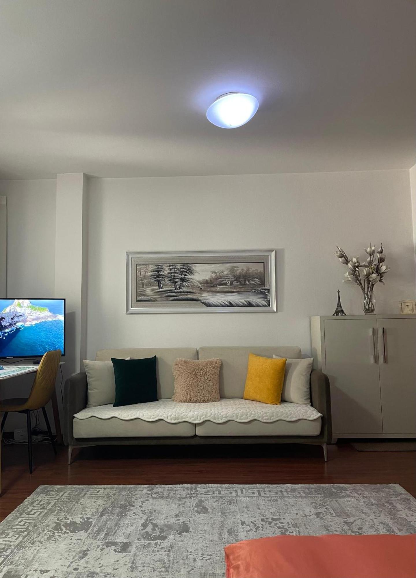 Sky Center Apartment Тирана Екстериор снимка